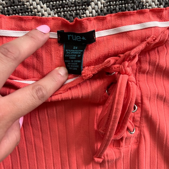 Off shoulder top - Picture 6 of 6